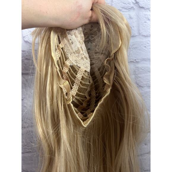 Honey Blond with Medium Brown Lace Front Synthetic Wig - Picture 11 of 11